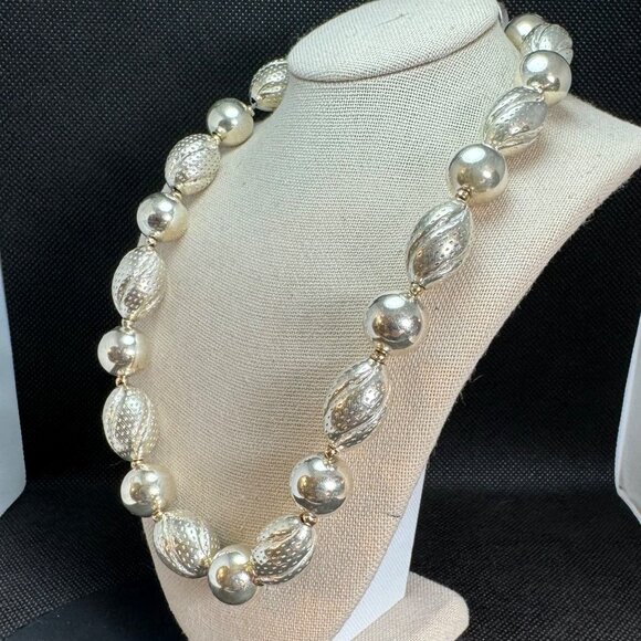 VTG Sterling Silver 925 Textured Beaded Design Necklace Size 16'' Length - Picture 2 of 8